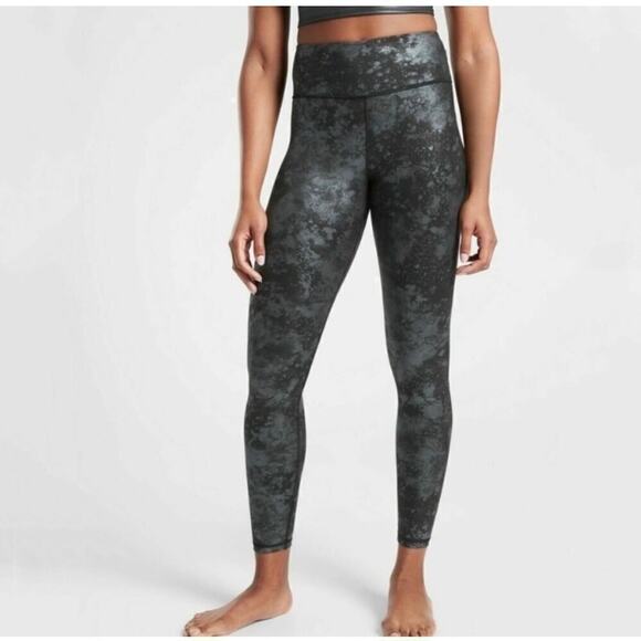 Athleta Elation Misty Lace Tight Leggings Size S - Picture 1 of 10